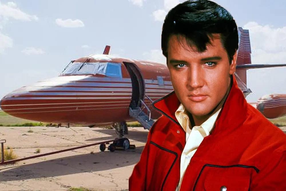 Elvis Presley’s Extravagant Private Jet: A Peek into Rock ‘n’ Roll Luxury